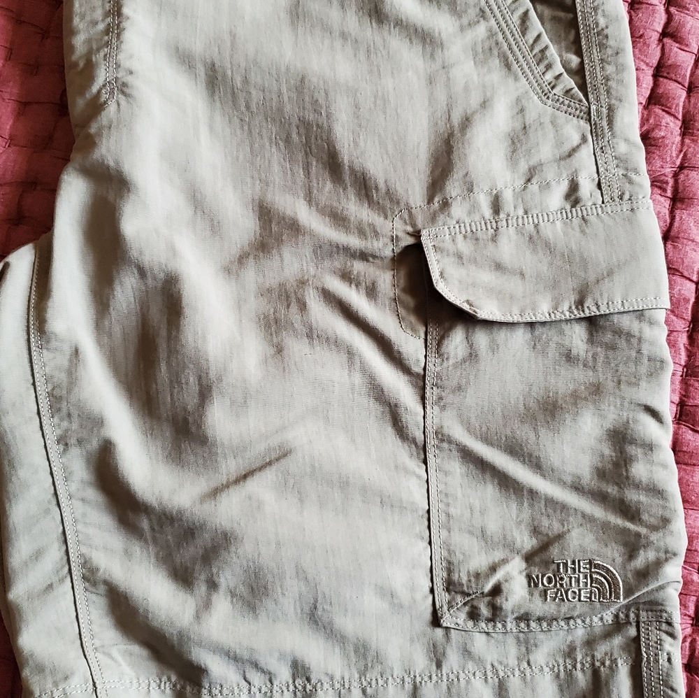 The North Face, Waist 36, Tan color Shorts